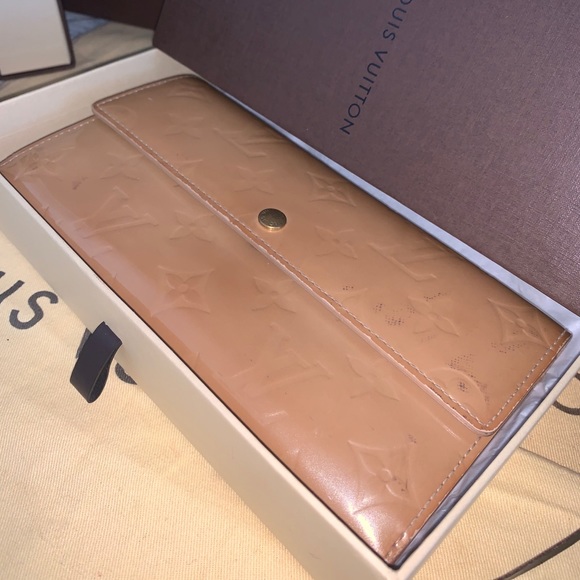 Louis Vuitton long vernis wallet - Picture 15 of 16